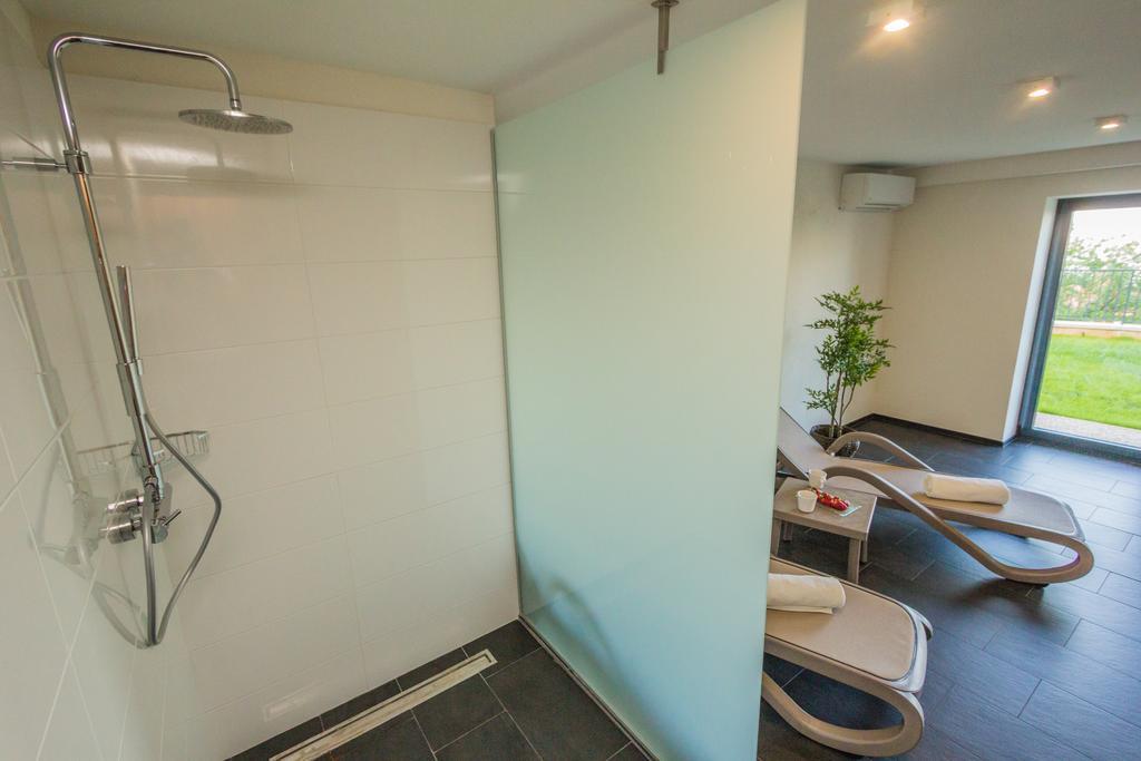 Villa Manus - Boutique Apartments ลอฟราน ภายนอก รูปภาพ